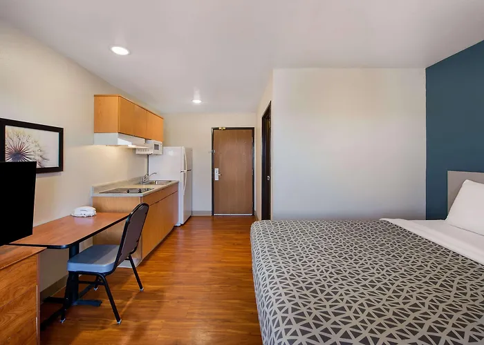 Woodspring Suites Columbus Southeast