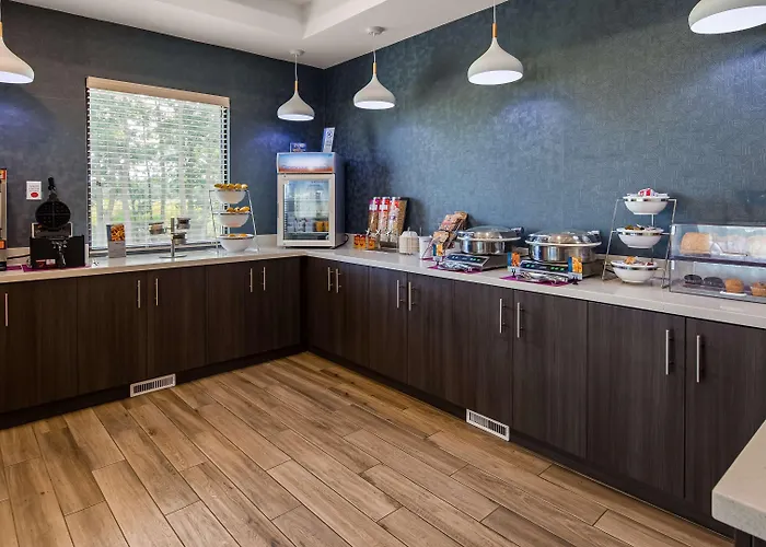 Best Western Hampshire Inn & Suites