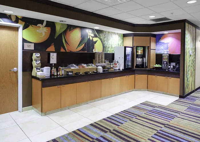 Fairfield Inn And Suites By Marriott Seymour