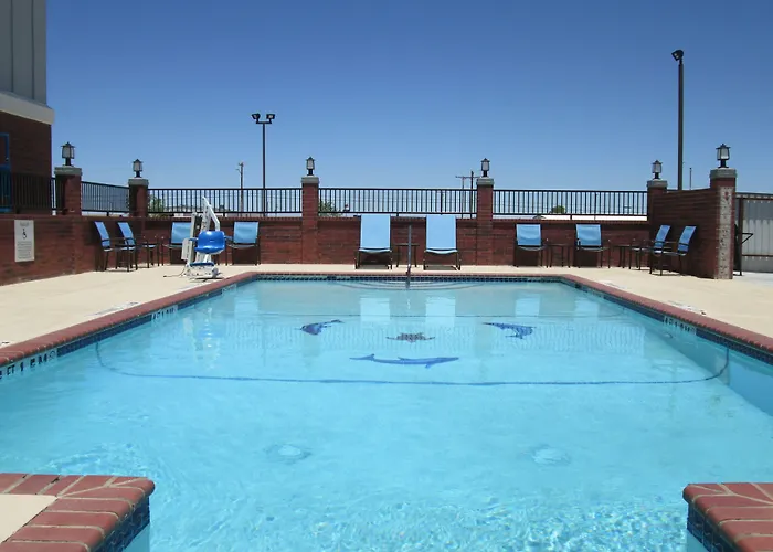 Holiday Inn Express Hotel And Suites Fort Stockton By Ihg