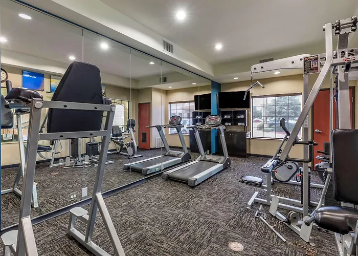 Comfort Inn & Suites Paris