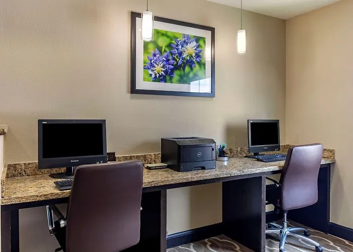 Comfort Inn & Suites Paris