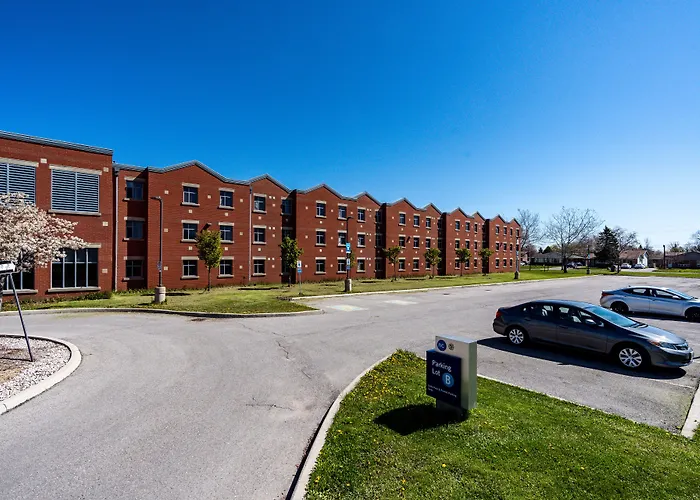 Residence & Conference Centre - Welland
