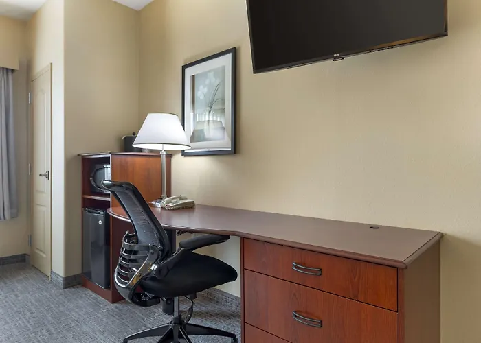 Best Western Franklin Town Center Hotel & Suites
