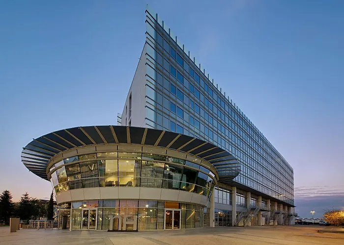 Nh Lyon Airport