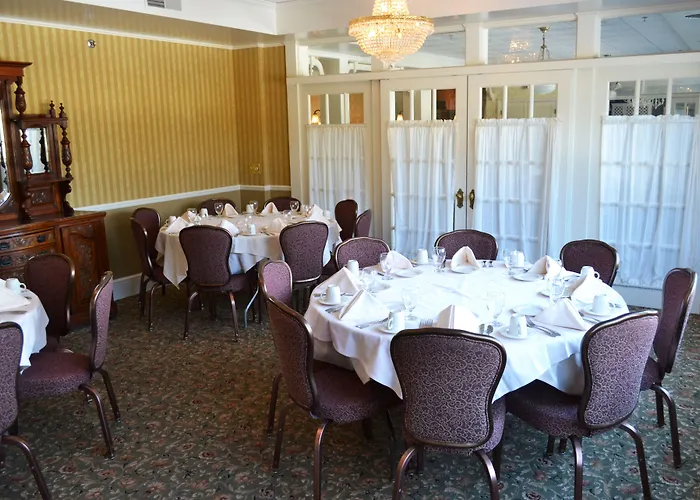 Stafford'S Bay View Inn