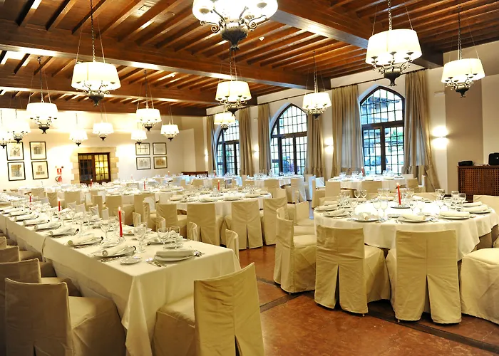 Parador De Santillana Altamira