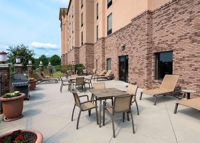 Hampton Inn & Suites Winston-Salem/University Area