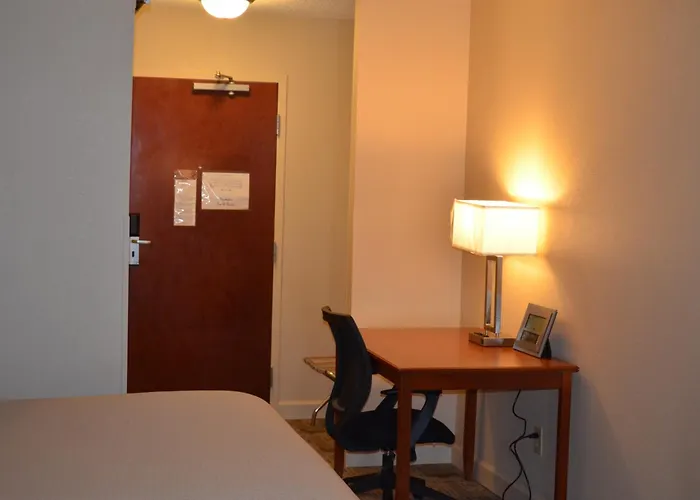 Brookshire Inn