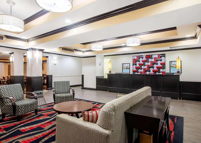 La Quinta By Wyndham Conway