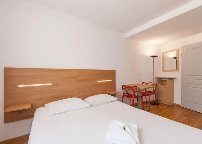 Residhotel Vieux Port