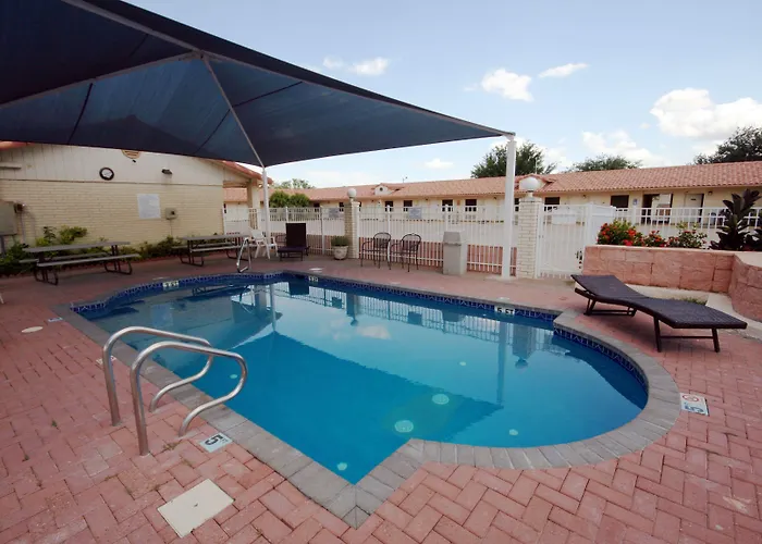 Edinburg Executive Inn