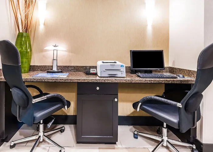 Days Inn & Suites By Wyndham Mineral Wells