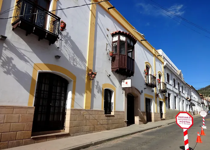 El Hotel De Su Merced