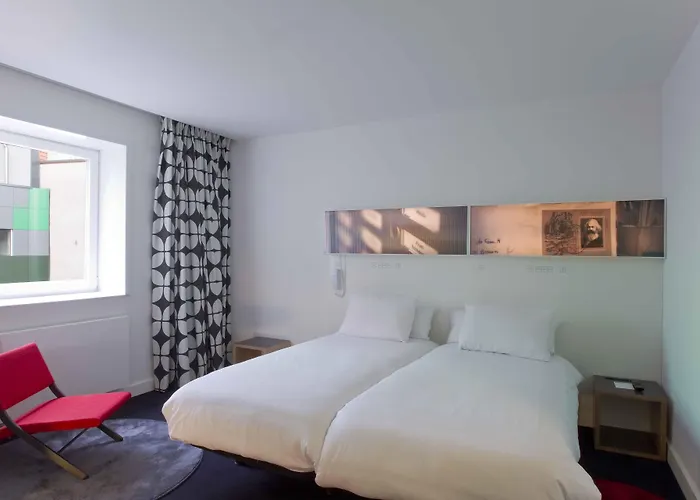 Hotel Gat Point Charlie