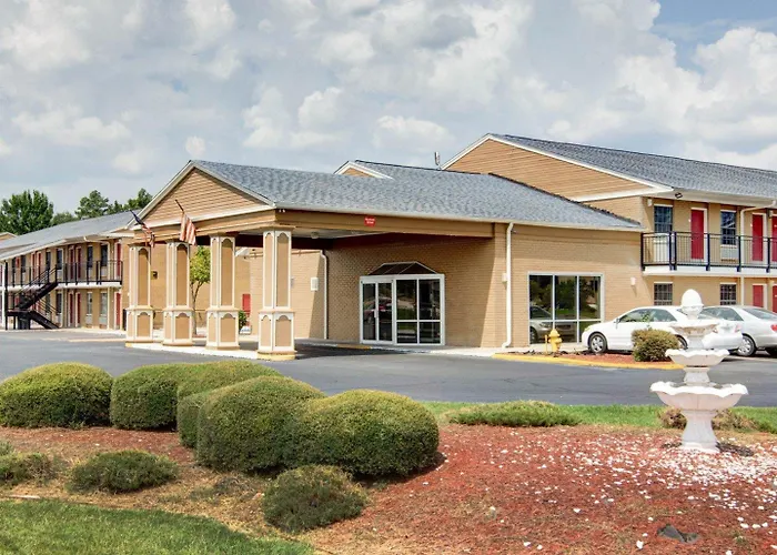 Econo Lodge Pine Bluff