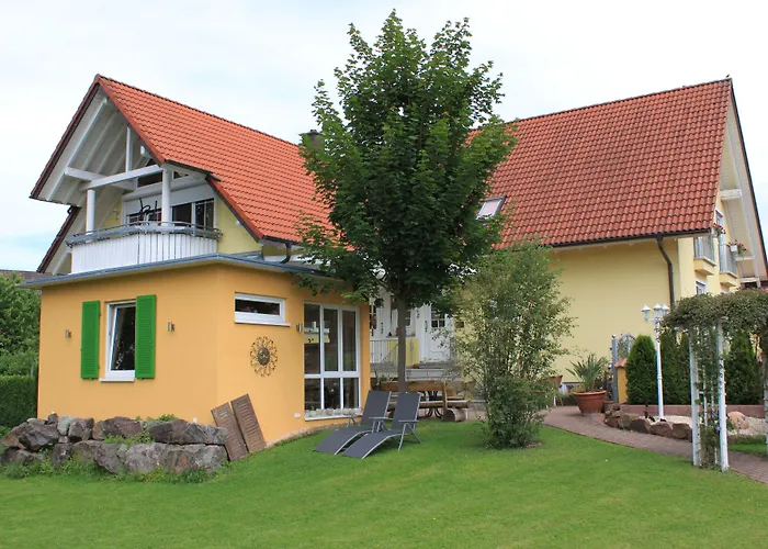 Hotel&Gästehaus Im Ziegelweg garni
