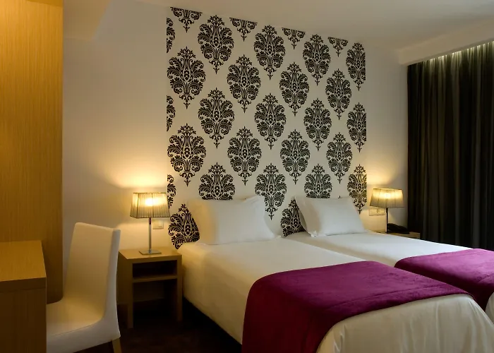 Hotel Genesis