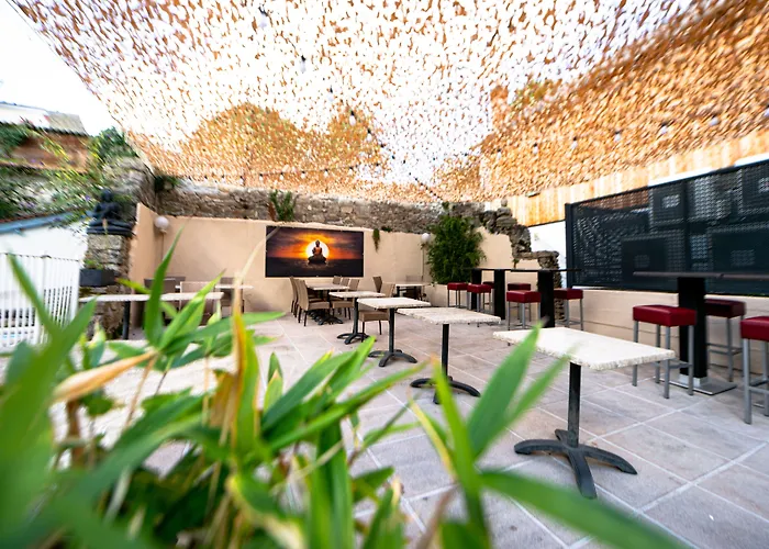Brit Hotel Confort Auclair
