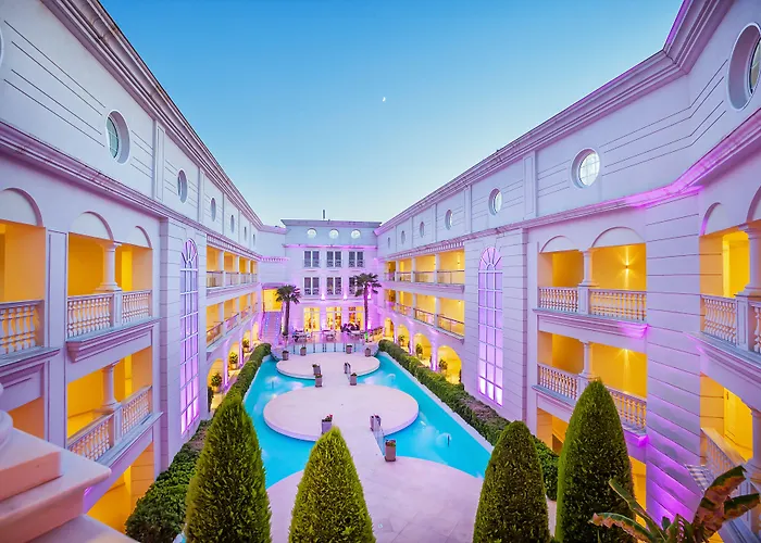 Elinotel Apolamare Hotel