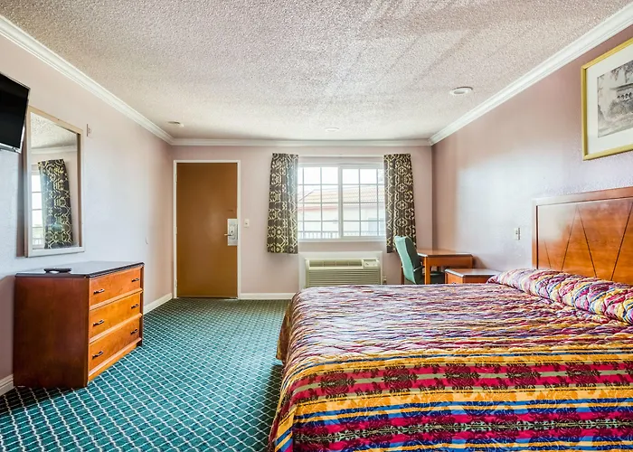 Hotel Whittier, Ca I-605