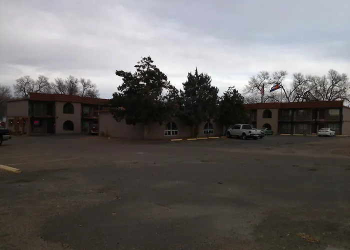 High Chaparral Inn