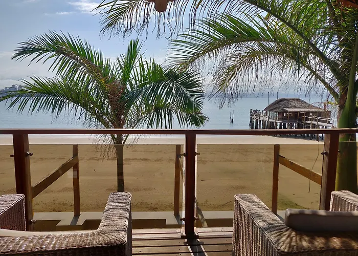 Catembe Gallery Hotel