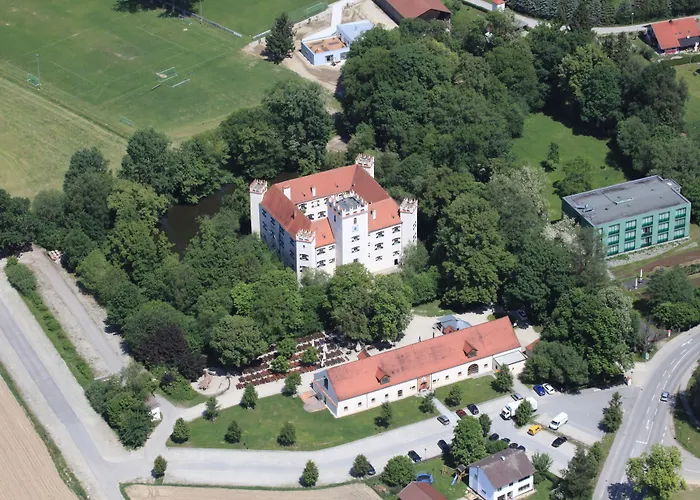 Schlossparkhotel Mariakirchen