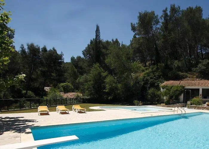 Hotel Restaurant Robinson Beaucaire 