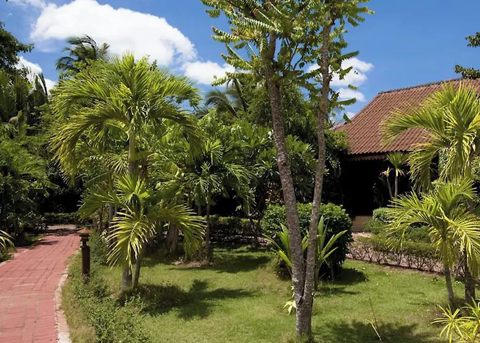 Pinnacle Samui Resort