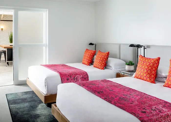 Bluebird Spa City Motor Lodge