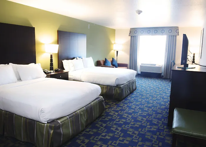 Holiday Inn Express And Suites Urbandale Des Moines By Ihg