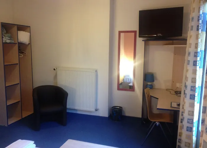 Hotel Cesar Climatisation Dans La Majorite Des Chambres Centre-Ville Gare Charleville-Mezieres