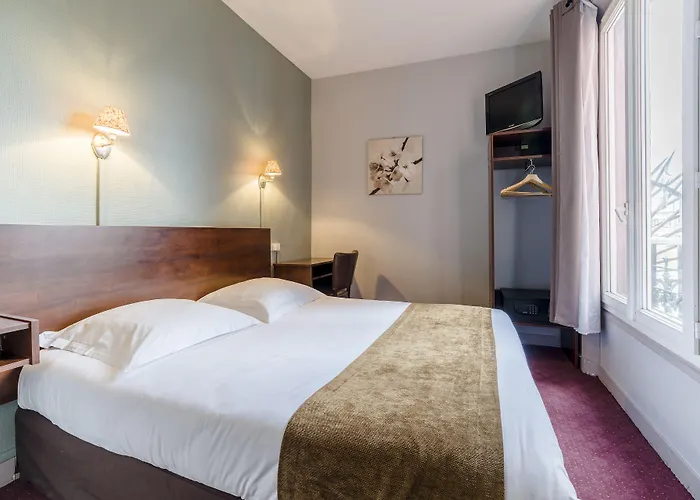 Grand Hotel Clichy Paris - Boutique Hotel