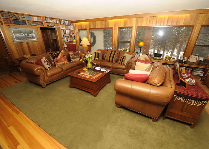 Riversong Inn Retreat