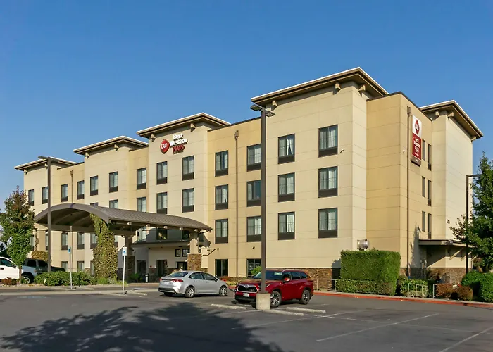 Best Western Plus Lacey Inn & Suites
