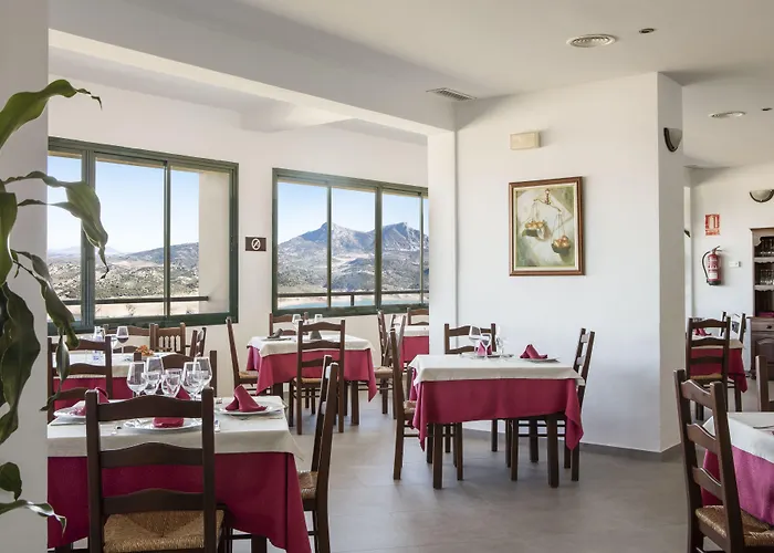 Hotel Tugasa Arco De La Villa