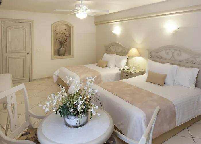 Hotel & Suites Quinta Magna