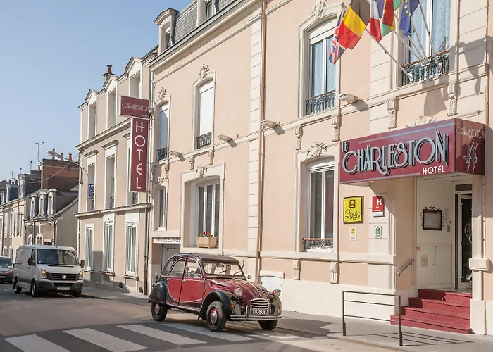 Logis Hotel - Le Charleston