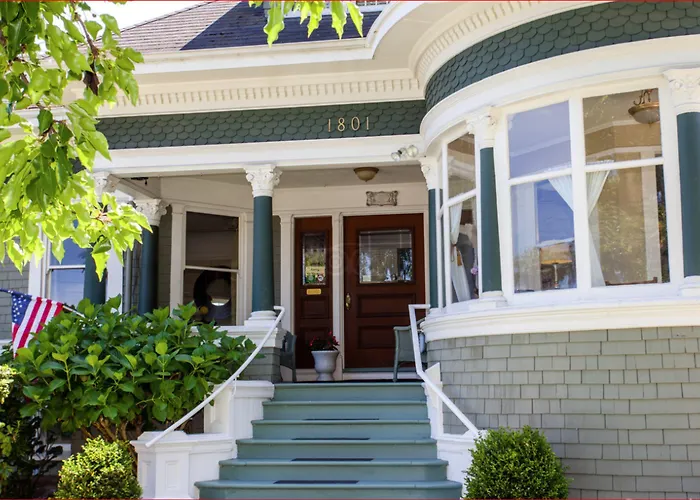 1801 First Luxury Inn