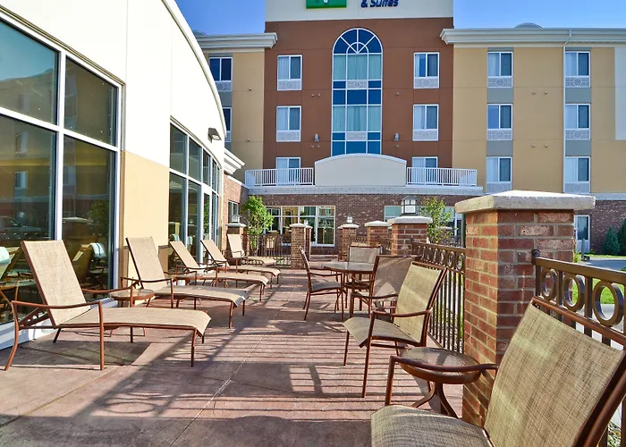 Holiday Inn Express & Suites - Williston By Ihg