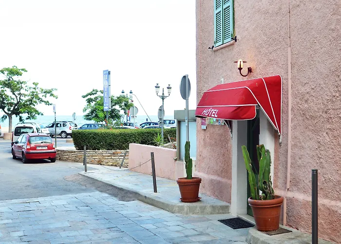 Hotel Posta Vecchia