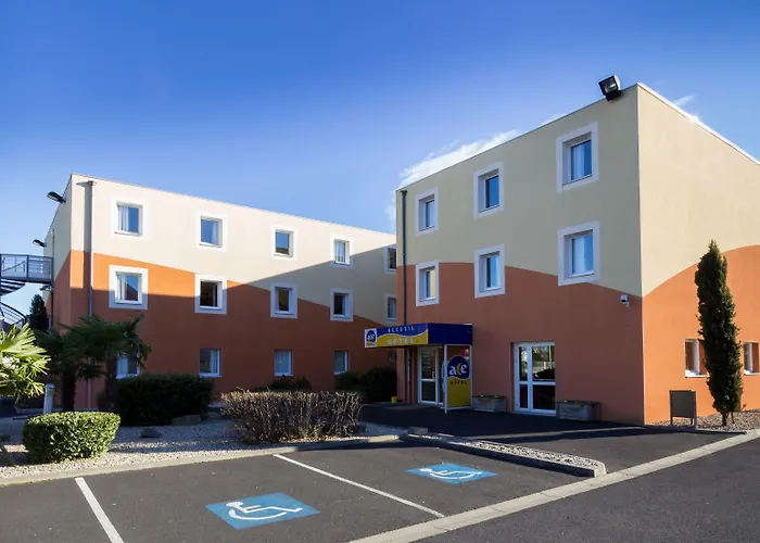 Ace Hotel Clermont Ferrand La Pardieu