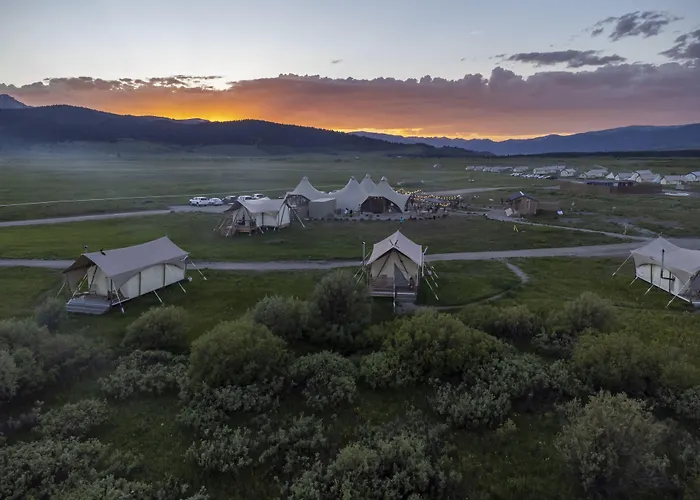 Under Canvas West Yellowstone