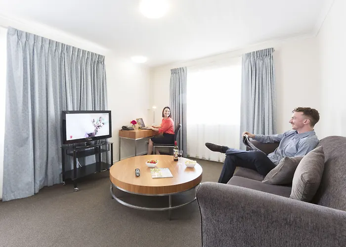 Ramada Encore By Wyndham Belconnen Canberra