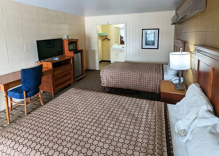 Star Hotel Cleveland