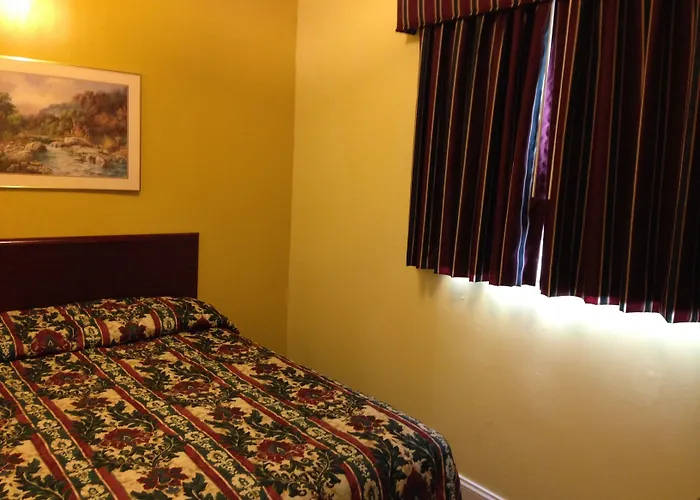 Flamingo Inn