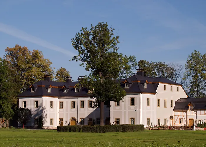 Pałac Pakoszów Schlosshotel Wernersdorf