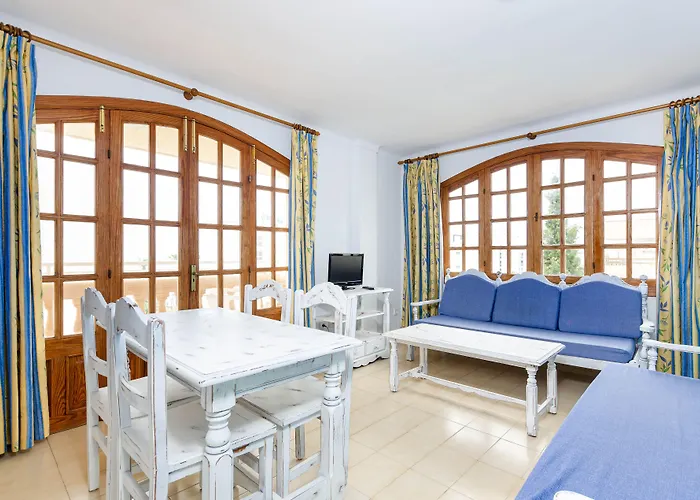 Sol Y Mar Apartments