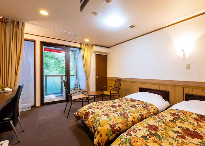 Hotel Casual Euro